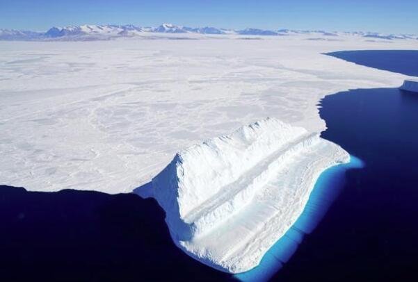 南极洲末日冰川流失速度显着加快科学家正在测量地热热流