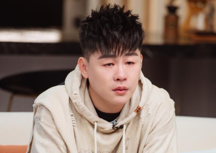 胡彦斌第一次在镜头前哭到控制不住，《再见爱人》有何戳人的泪点？