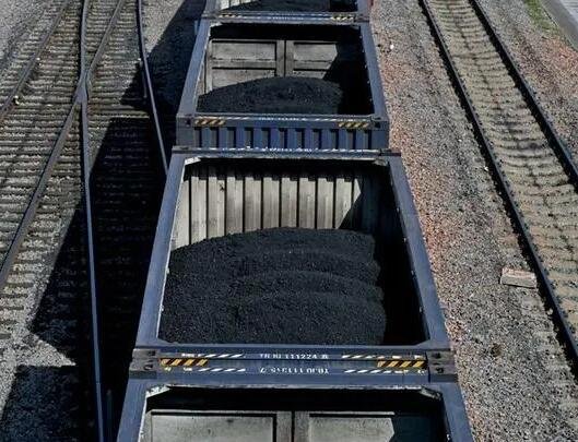 全国煤炭日产量1205万吨创历史新高.jpg