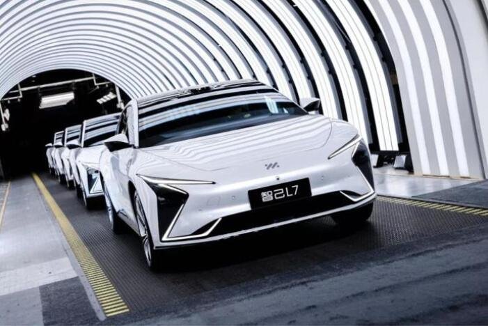 智己L7.jpg 智己L7.jpg