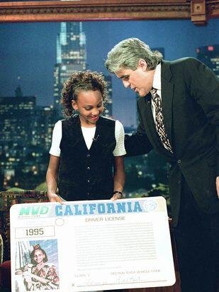 美国一女子成为世界上名字最长的人：由1019个字母组成