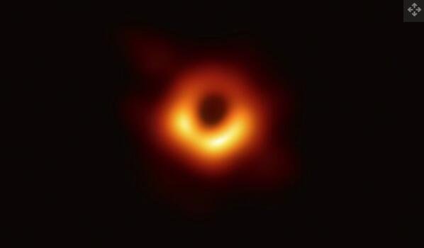 有史以来第一张黑洞的直接图像。.jpg