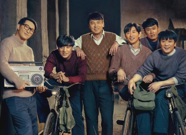 《人世间》六小君子再聚首，人世间剧组晒聚会大合照