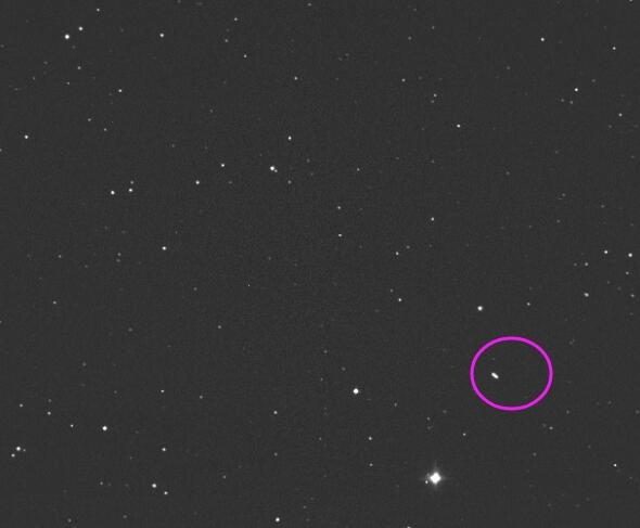 2022年目前最大的1英里宽的小行星7335（1989 JA） 本次安全飞越地球.jpg