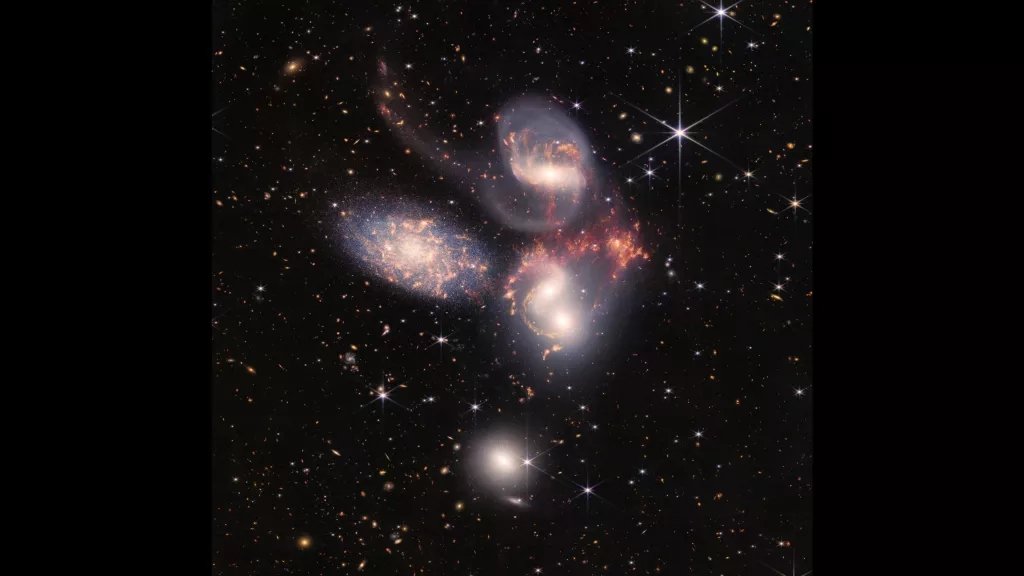 詹姆斯韦伯太空望远镜拍摄的斯蒂芬五重奏.webp.jpg