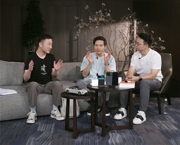 雷軍：蘋果也是代工 憑啥說小米是組裝廠？